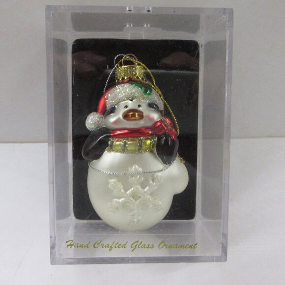 Unique Treasures Glass Penguin 3" Christmas Ornament in original box - Picture 13 of 15